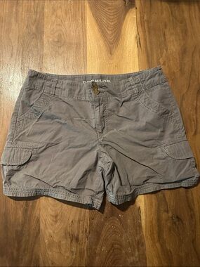 Dockers Women's Gray Cargo Shorts Sz 10